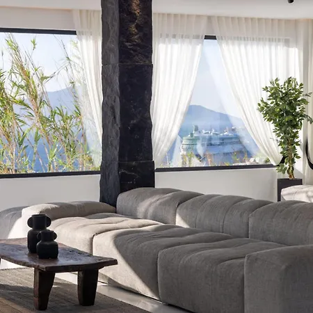 Black With Cave Heated Pool *