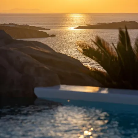 Black With Cave Heated Pool 别墅 Mykonos Town