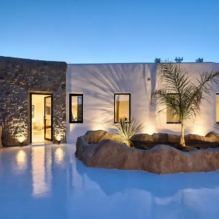 Black With Cave Heated Pool * Mykonos Town