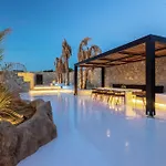 Villa Black With Cave Heated Pool *