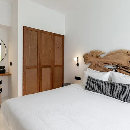 Villa Black With Cave Heated Pool