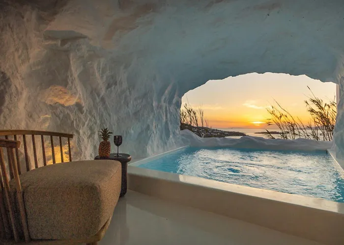 Вилла Black With Cave Heated Pool Mykonos Town