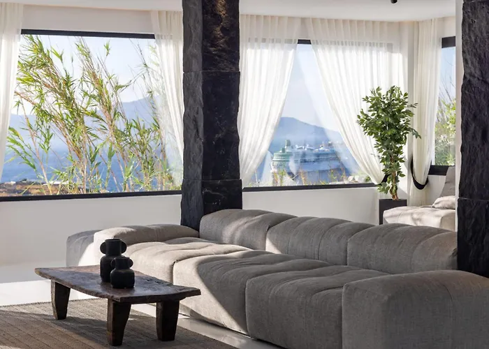 Black With Cave Heated Pool *