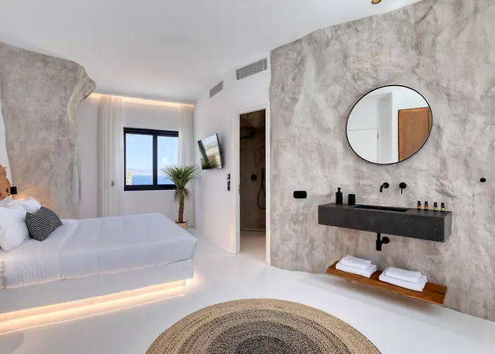 Black With Cave Heated Pool Вилла *