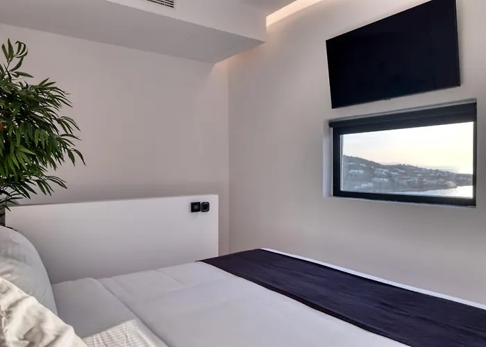 Вилла Black With Cave Heated Pool