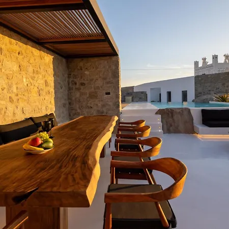 Black With Cave Heated Pool וילה Mykonos Town