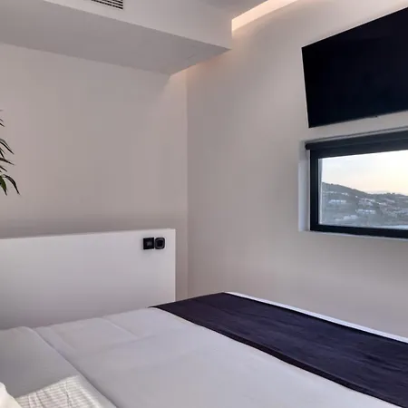 Villa Black With Cave Heated Pool