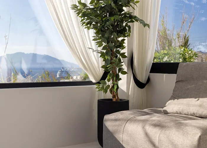 Black With Cave Heated Pool *