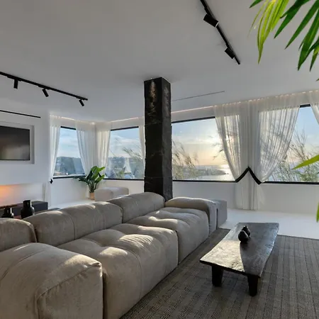 Black With Cave Heated Pool Willa