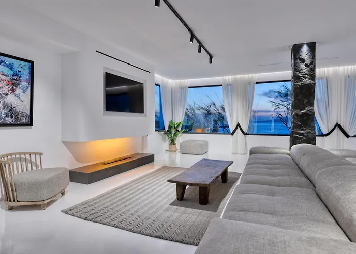 Black With Cave Heated Pool Mykonos Town