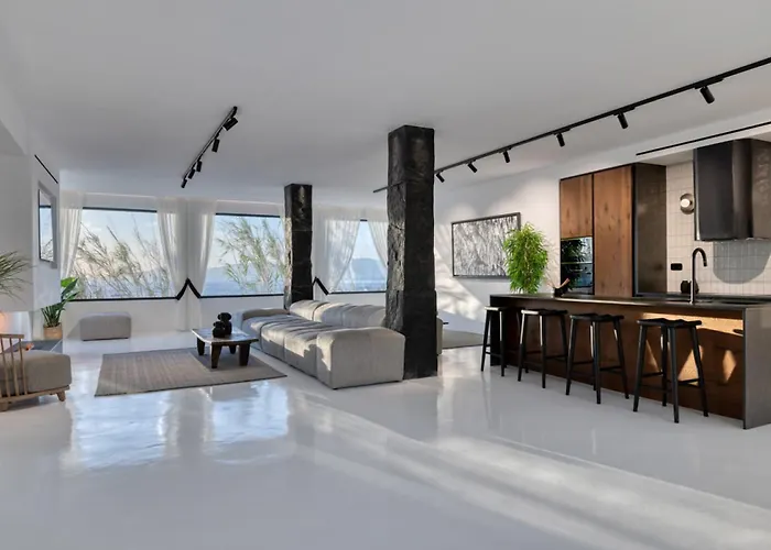 Black With Cave Heated Pool *